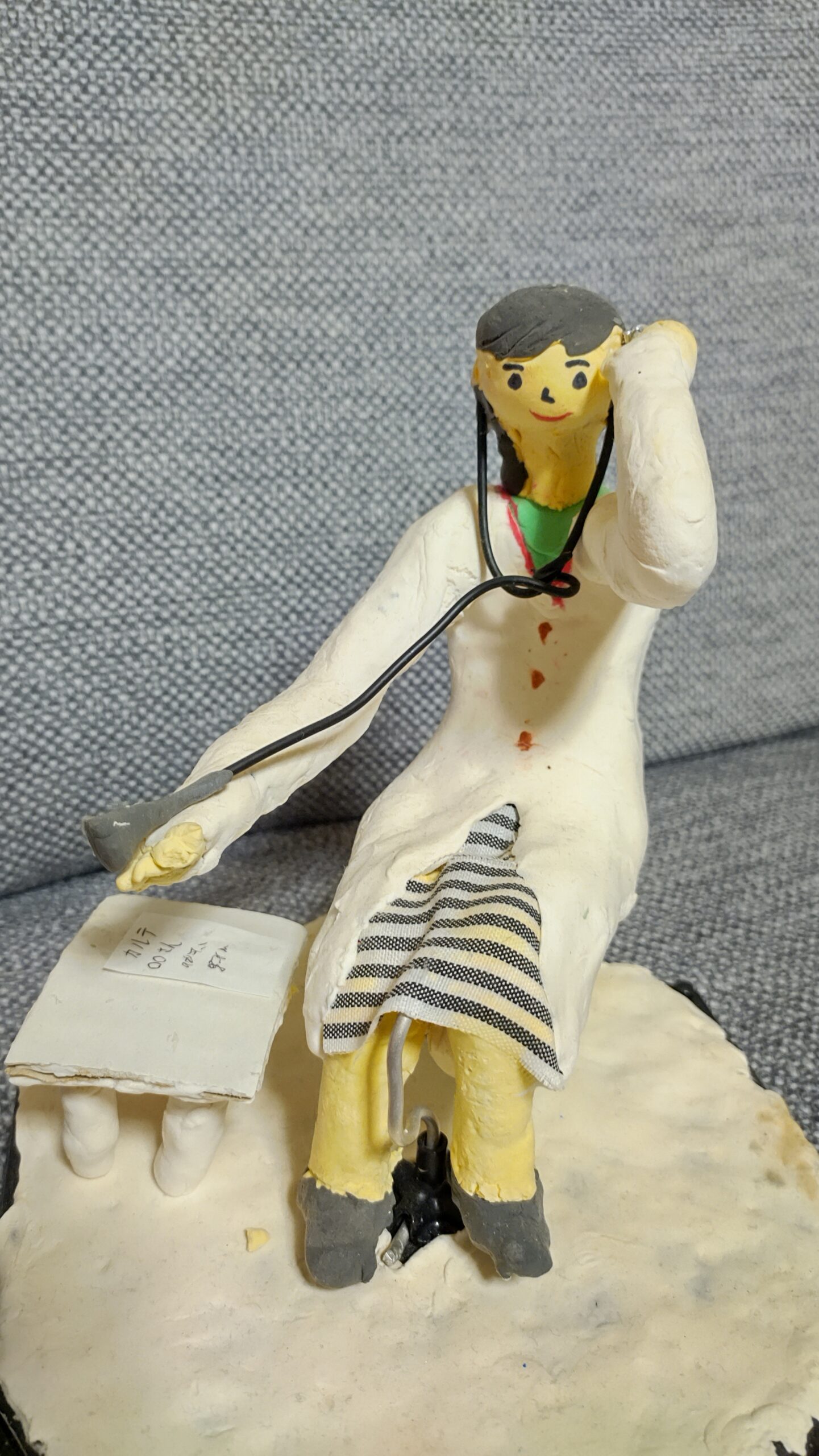 // 新しいサイズを追加（例：横幅800px・高さ400pxのトリミングあり） add_image_size('custom-eyecatch', 800, 400, true);